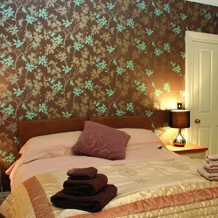 Kings Road Classic 2 Bedroom *
